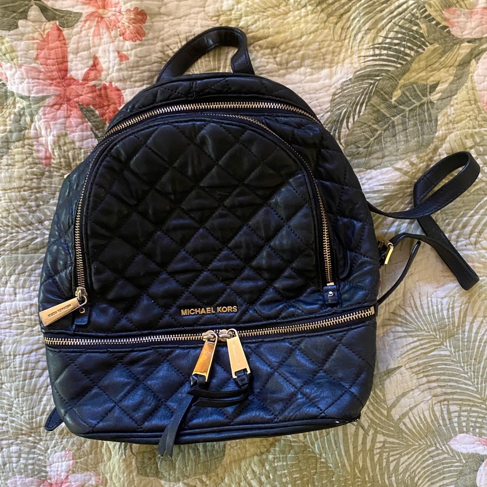 🌺SOLD🌺Michael Kors Rhea Leather BLACK Backpack